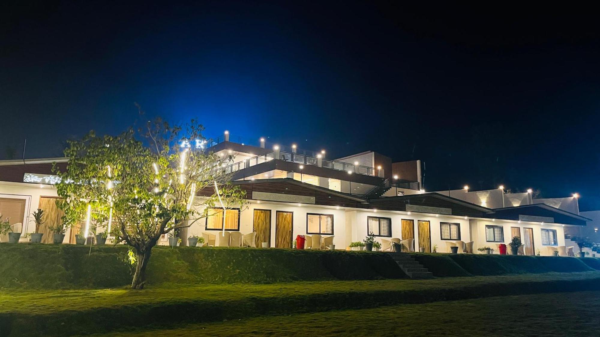 Aroma Resort リシケーシュ エクステリア 写真
